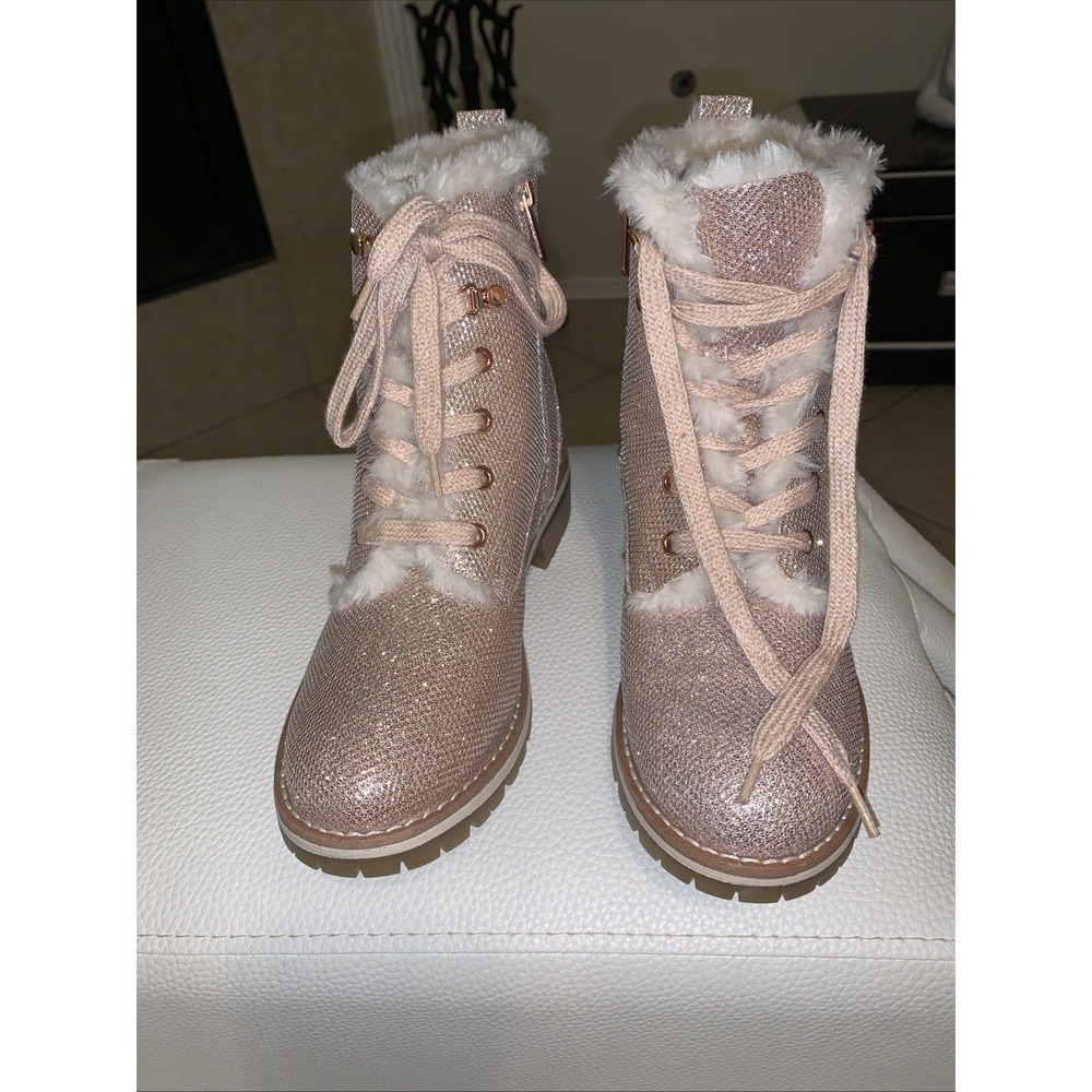 Eva and Zoe girls' size 4 pink glitter boots, new